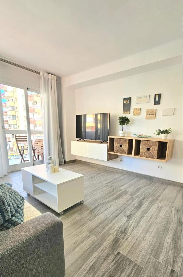 Apartamento Mavi Torre Del Mar Exterior foto